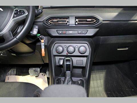 dacia, sandero, hatchback 1.0 tce stepway essential cvt, otomatik, benzin 2.el otomobil | renew 15
