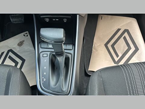 hyundai, i20, hatchback 1.0 t-gdı jump nav. dct, otomatik, benzin 2.el otomobil | renew 15