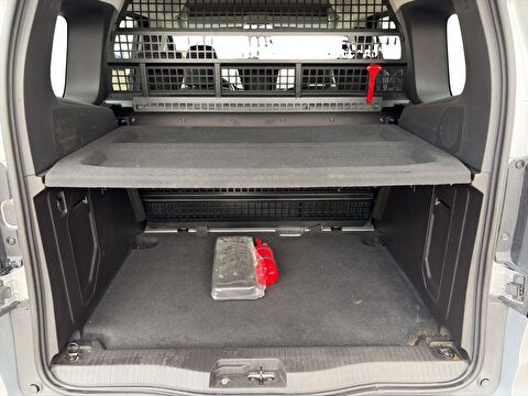 renault, kangoo multix, 1.5 bluedci techno, manuel, dizel 2.el otomobil | renew 17