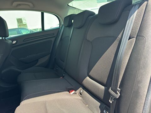 renault, megane, sedan 1.3 tce joy comfort edc, otomatik, benzin 2.el otomobil | renew 17