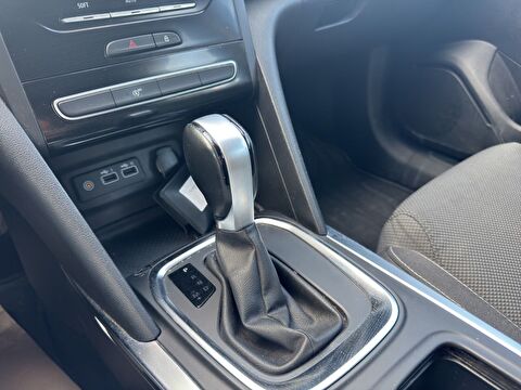 renault, megane, sedan 1.3 tce touch edc, otomatik, benzin 2.el otomobil | renew 17