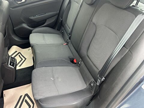 renault, megane, sedan 1.3 tce touch edc, otomatik, benzin 2.el otomobil | renew 20