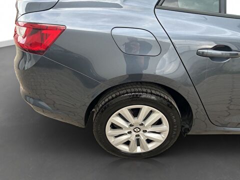 renault, megane, sedan 1.3 tce touch edc, otomatik, benzin 2.el otomobil | renew 8