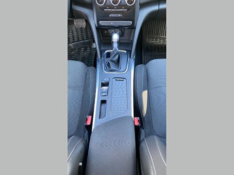 renault, megane, sedan 1.3 tce touch edc, otomatik, benzin 2.el otomobil | renew 16