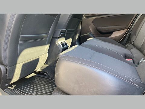 renault, megane, sedan 1.3 tce touch edc, otomatik, benzin 2.el otomobil | renew 12