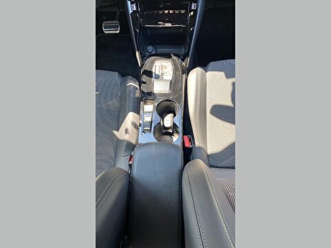 peugeot, 2008, crossover 1.2 puretech gt eat8, otomatik, benzin 2.el otomobil | renew 17