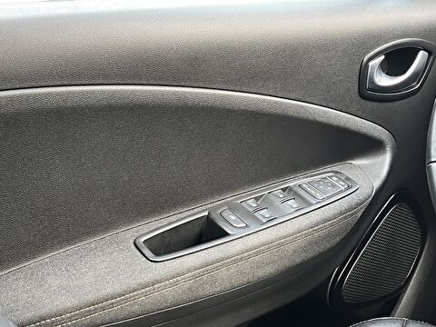 renault, zoe, hatchback 80 kw z.e 50 ıntense cvt, otomatik, elektrik 2.el otomobil | renew 23