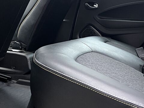 renault, zoe, hatchback 80 kw z.e 50 ıntense cvt, otomatik, elektrik 2.el otomobil | renew 15