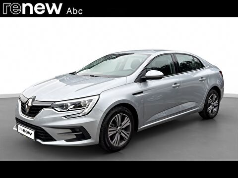 Sedan 1.3 TCe Touch EDC, 2. el otomobil | renew