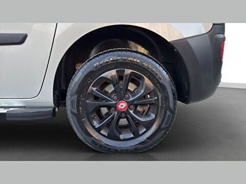 renault, kangoo multix, combi 1.5 dcı extreme, manuel, dizel 2.el otomobil | renew 7