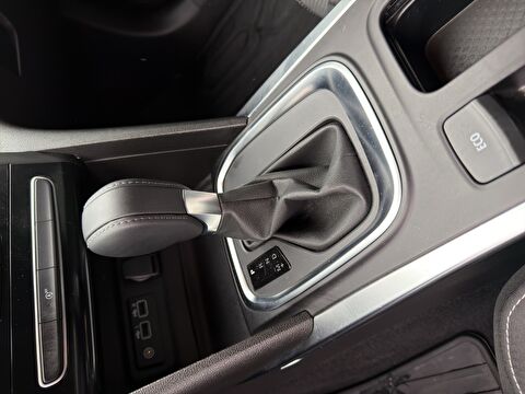 renault, megane, sedan 1.3 tce touch edc, otomatik, benzin 2.el otomobil | renew 17