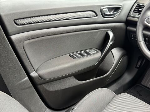 renault, megane, sedan 1.3 tce touch edc, otomatik, benzin 2.el otomobil | renew 25