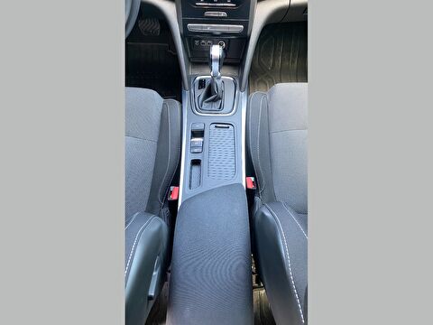 renault, megane, sedan 1.3 tce touch edc, otomatik, benzin 2.el otomobil | renew 16