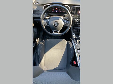 renault, megane, sedan 1.3 tce touch edc, otomatik, benzin 2.el otomobil | renew 15