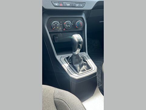 renault, taliant, sedan 1.0 tce joy x-tronic, otomatik, benzin 2.el otomobil | renew 14