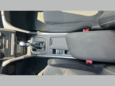 renault, megane, sedan 1.3 tce touch edc, otomatik, benzin 2.el otomobil | renew 16