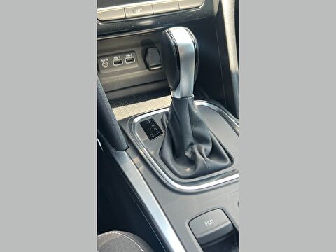 renault, megane, sedan 1.3 tce touch edc, otomatik, benzin 2.el otomobil | renew 14