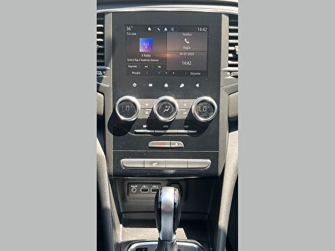 renault, megane, sedan 1.3 tce touch edc, otomatik, benzin 2.el otomobil | renew 13