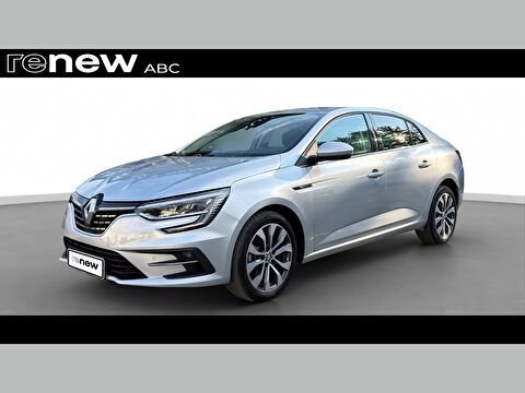 Sedan 1.3 TCe Icon EDC, 2. el otomobil | renew