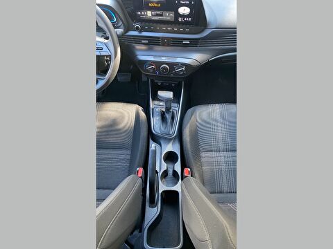 hyundai, i20, hatchback 1.0 t-gdı jump nav. dct, otomatik, benzin 2.el otomobil | renew 15