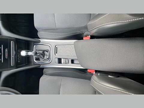 renault, megane, sedan 1.3 tce touch edc, otomatik, benzin 2.el otomobil | renew 16