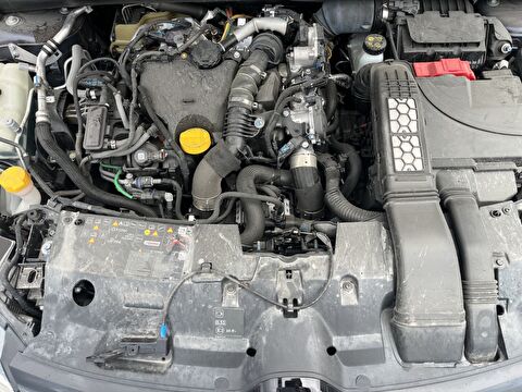 renault, megane, sedan 1.5 bluedci ıcon edc, otomatik, dizel 2.el otomobil | renew 21