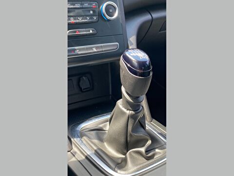 renault, megane, sedan 1.3 tce joy comfort, manuel, benzin 2.el otomobil | renew 14