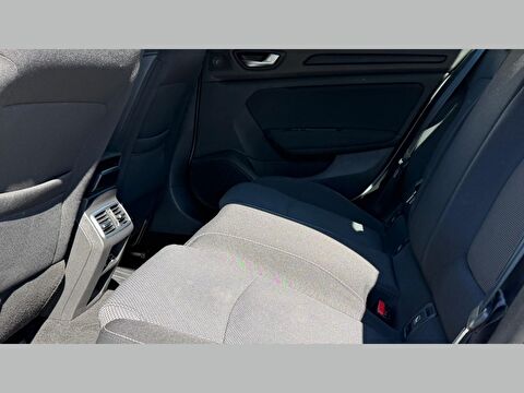 renault, megane, sedan 1.3 tce touch edc, otomatik, benzin 2.el otomobil | renew 10