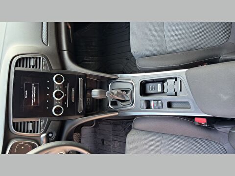 renault, megane, sedan 1.3 tce touch edc, otomatik, benzin 2.el otomobil | renew 18