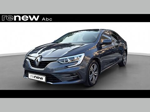 Sedan 1.3 TCe Touch EDC, 2. el otomobil | renew