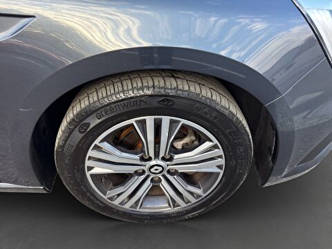 renault, megane, sedan 1.3 tce touch edc, otomatik, benzin 2.el otomobil | renew 8