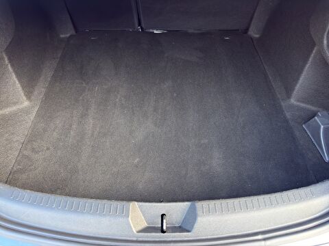 renault, megane, sedan 1.3 tce touch edc, otomatik, benzin 2.el otomobil | renew 10