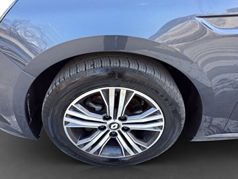 renault, megane, sedan 1.3 tce touch edc, otomatik, benzin 2.el otomobil | renew 6