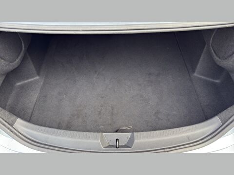 renault, megane, sedan 1.3 tce touch edc, otomatik, benzin 2.el otomobil | renew 10