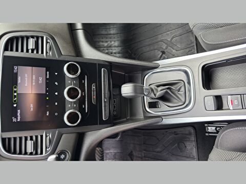 renault, megane, sedan 1.3 tce touch edc, otomatik, benzin 2.el otomobil | renew 19