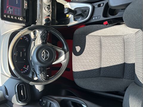 toyota, yaris cross, 1.5 hybrid flame x-pack e-cvt, otomatik, benzin 2.el otomobil | renew 18