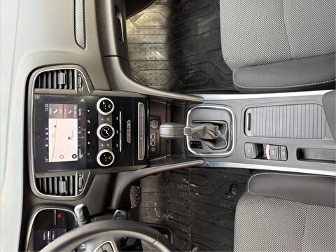 renault, megane, sedan 1.3 tce touch edc, otomatik, benzin 2.el otomobil | renew 19