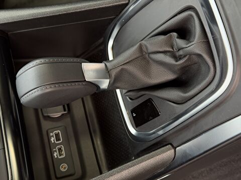 renault, megane, sedan 1.3 tce touch edc, otomatik, benzin 2.el otomobil | renew 17