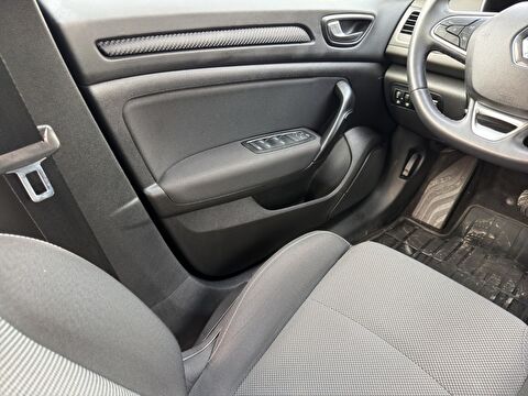 renault, megane, sedan 1.3 tce touch edc, otomatik, benzin 2.el otomobil | renew 23