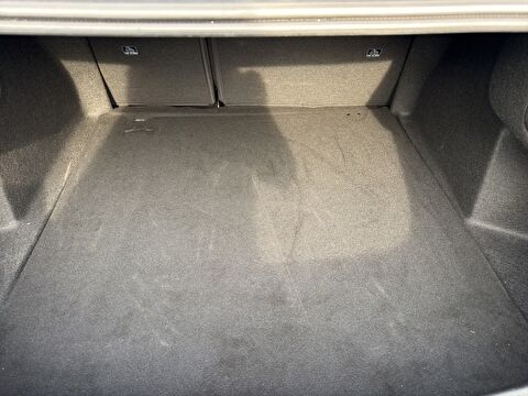 renault, megane, sedan 1.3 tce touch edc, otomatik, benzin 2.el otomobil | renew 10