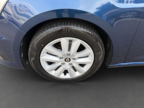 renault, megane, sedan 1.3 tce touch edc, otomatik, benzin 2.el otomobil | renew 6