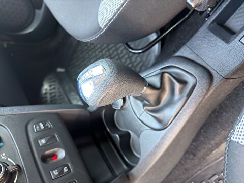 dacia, sandero, 0.9 tce techroad easy-r, otomatik, benzin 2.el otomobil | renew 17