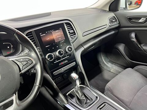 renault, megane, sedan 1.3 tce touch edc, otomatik, benzin 2.el otomobil | renew 25