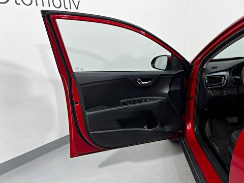 kia, stonic, suv 1.4 mpı business otomatik, otomatik, benzin 2.el otomobil | renew 40