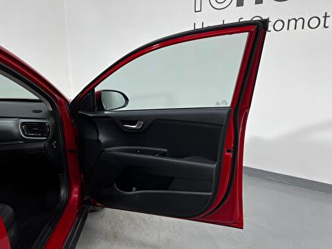 kia, stonic, suv 1.4 mpı business otomatik, otomatik, benzin 2.el otomobil | renew 43