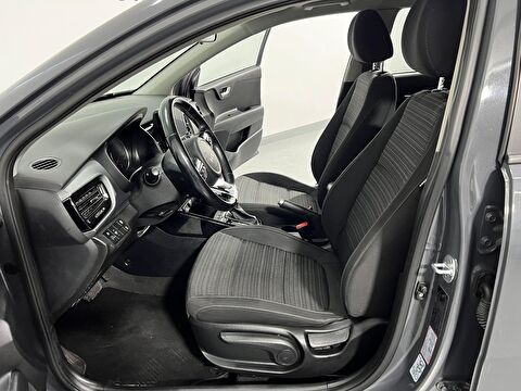 kia, stonic, suv 1.4 mpı business otomatik, otomatik, benzin 2.el otomobil | renew 29