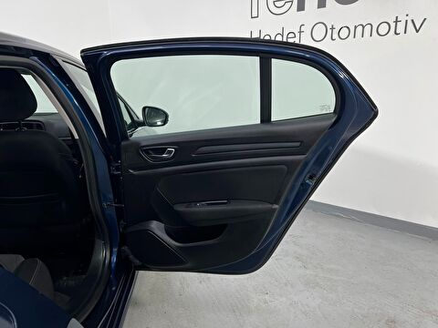 renault, megane, sedan 1.3 tce touch edc, otomatik, benzin 2.el otomobil | renew 38
