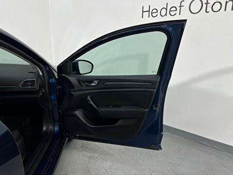 renault, megane, sedan 1.3 tce touch edc, otomatik, benzin 2.el otomobil | renew 37