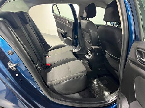 renault, megane, sedan 1.3 tce touch edc, otomatik, benzin 2.el otomobil | renew 35