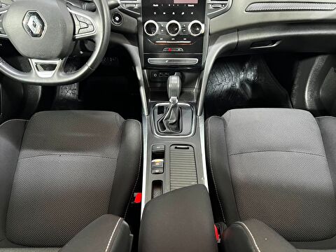 renault, megane, sedan 1.3 tce touch edc, otomatik, benzin 2.el otomobil | renew 22